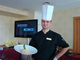 Спагетти Карбонара от шеф-повара ресторана «Канвас» «Ренессанс Санкт-Петербург Балтик Отеля» Юрия Николаева