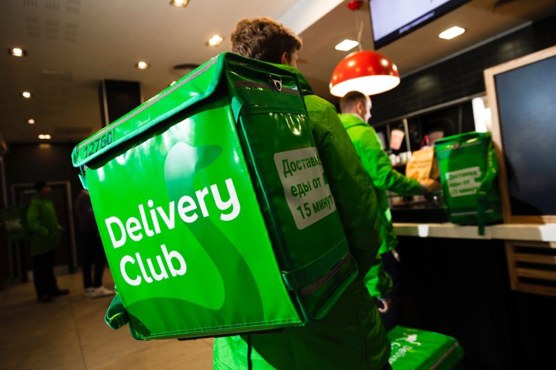 У сервисов доставки еду растут обороты