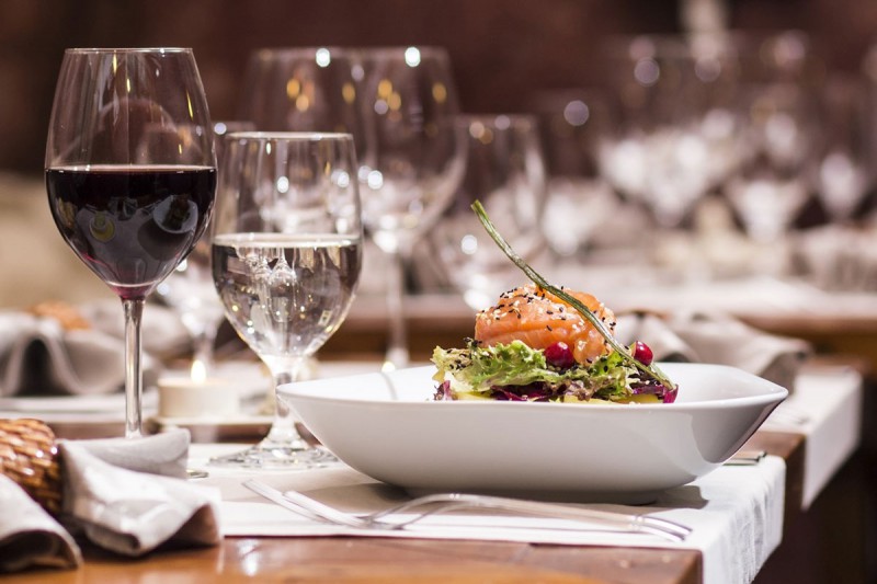 В 2019 году в Петербурге закрылись 408 ресторанов и кафе