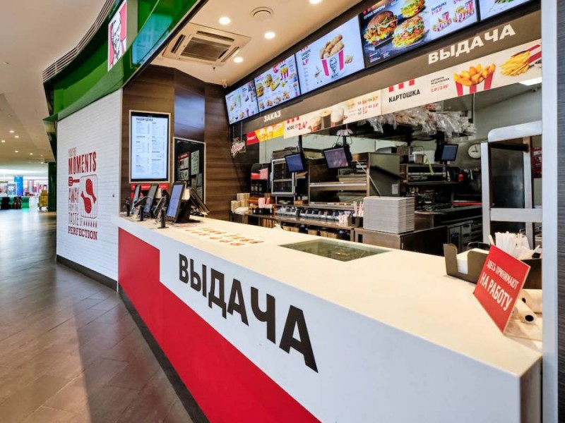 Руководители ТЦ и владельцы фуд-кортов в Петербурге просят послаблений