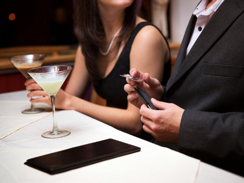 Владельца сети «Тануки» обвинили в сексизме