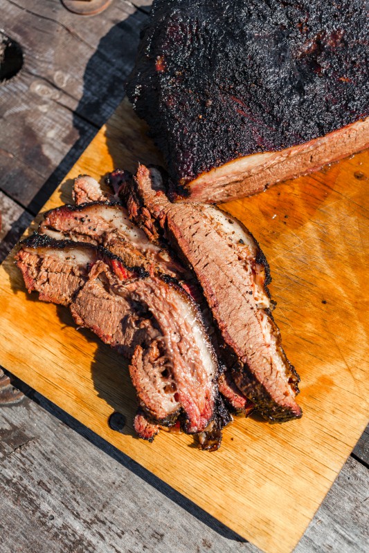 Фестиваль стендапа и барбекю «Жарить Фест»