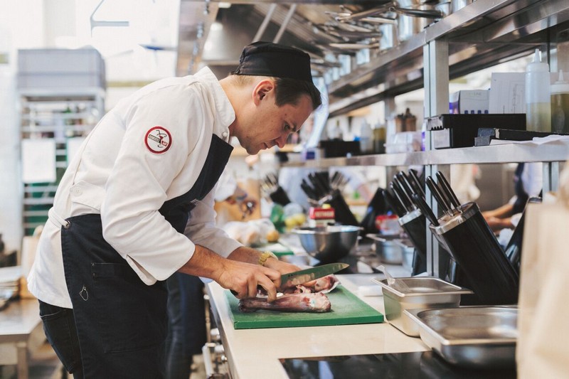 Novikov School вновь открывается 1 июля