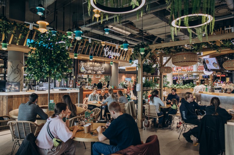 Что заказывают и сколько платят гости московских фуд-холлов