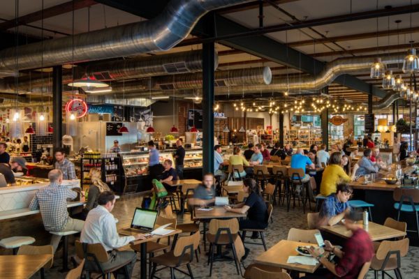 Фуд-холлы наращивают обороты в Петербурге