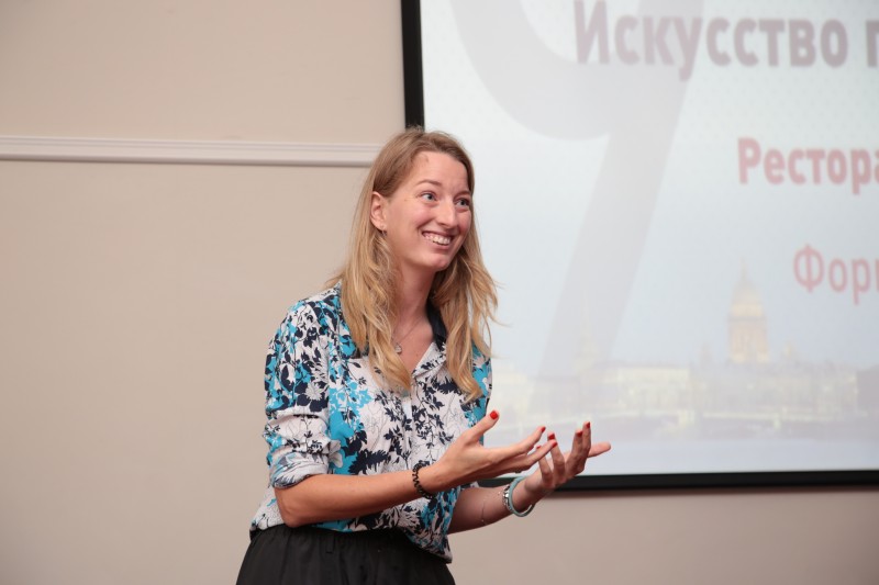 Елена Кузнецова: «Не надо себя хвалить, надо быть естественными!»