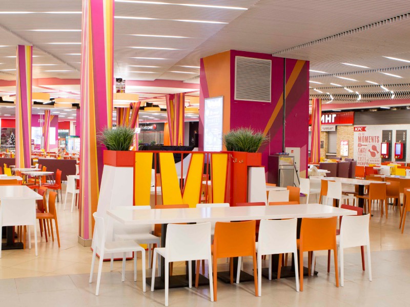 В Петербурге закрывают фуд-корты