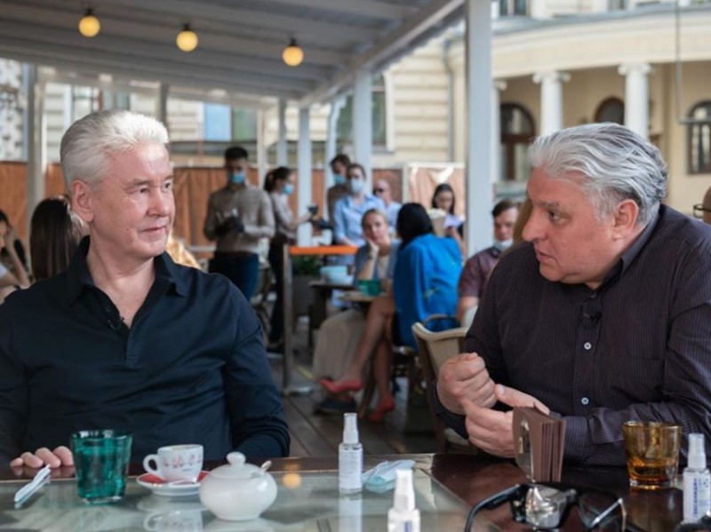 Собянин поддержал инициативу об упрощенной системе налогообложения для ресторанов