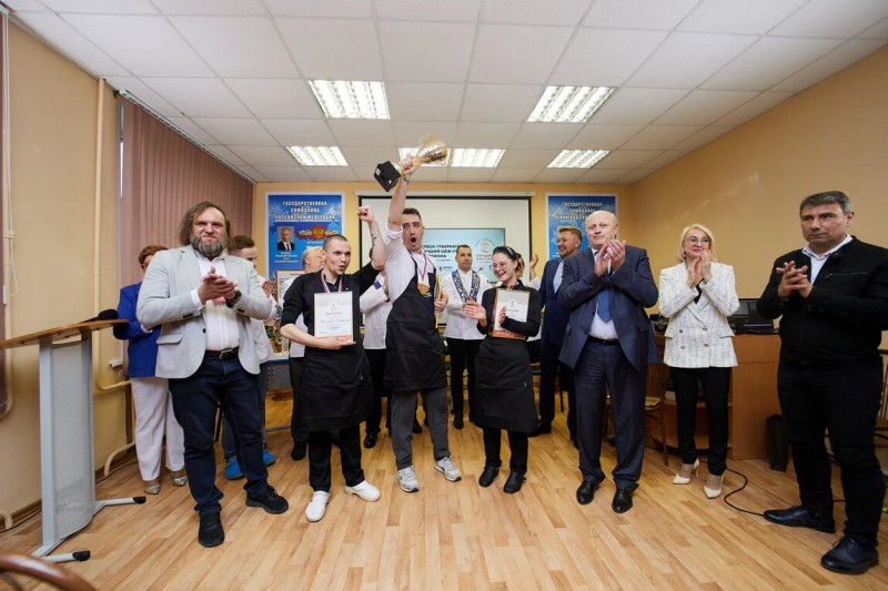Кубок Губернатора «Лучший шеф-повар Ленинградской	 области» показал высокий кулинарный потенциал 47 региона