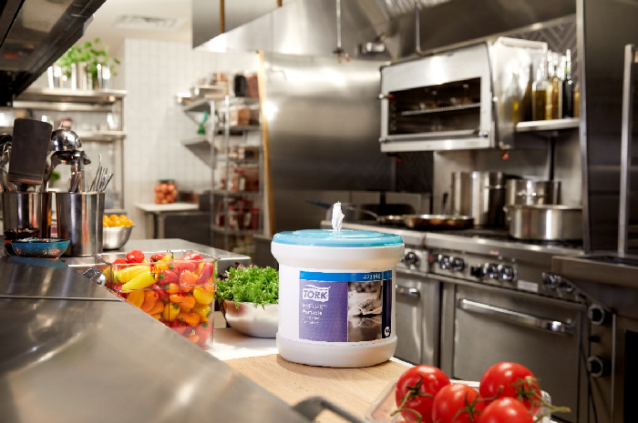 Торговая марка Tork получила звезду «Товар года 2019» за протирочную бумагу Tork Reflex