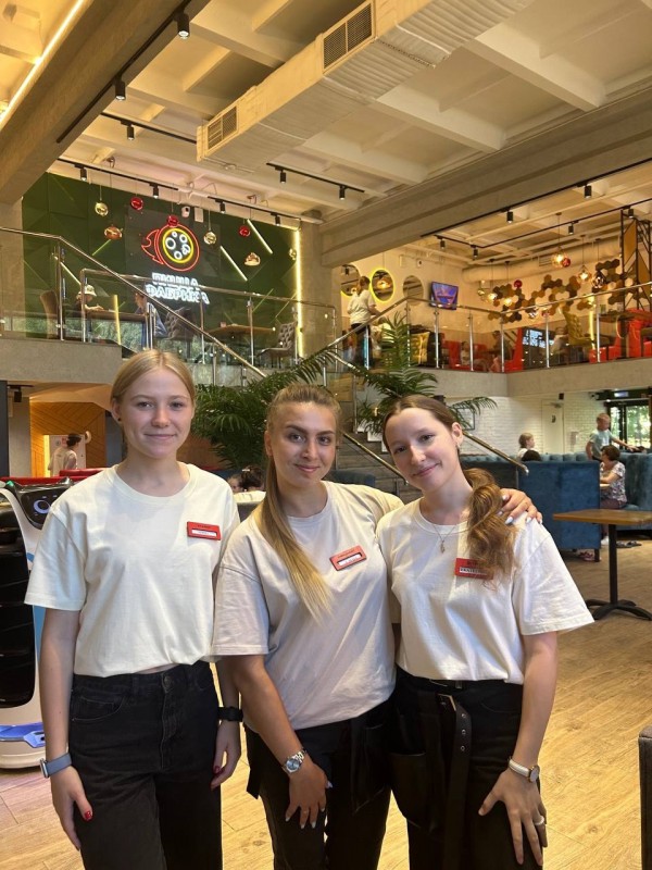 ПиццаФабрика проводит первый молодежный медиачеллендж «Работа на лето»