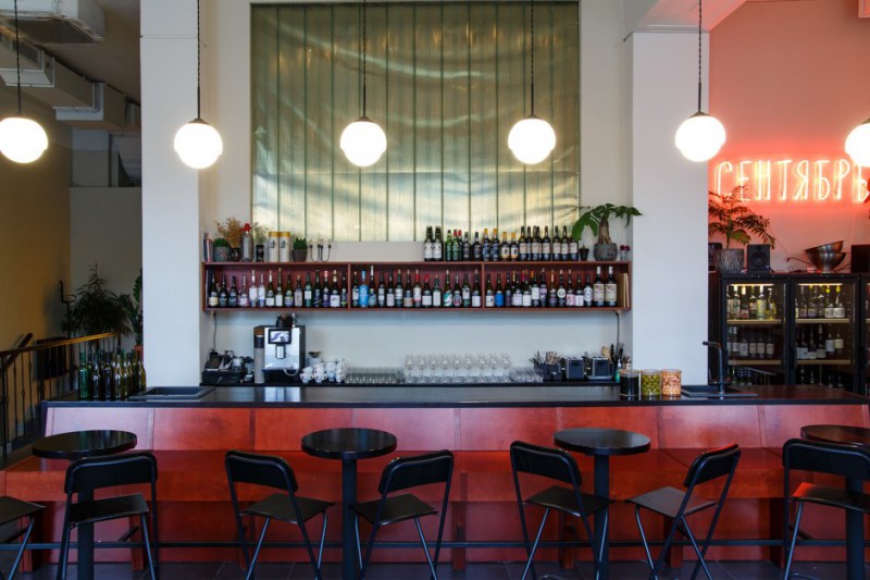 Винный бар «Сентябрь» в Москве на Покровке