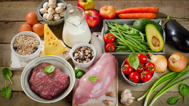 Рестораны переключаются на доставку полуфабрикатов и продуктов питания