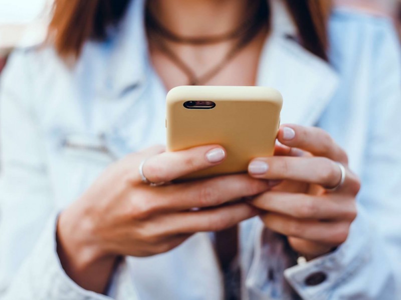 Россияне стали в два раза чаще оставлять электронные чаевые