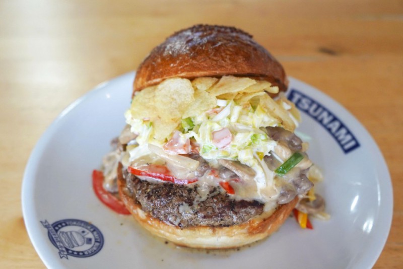 Японский ресторан начал подавать "Байден-бургер"