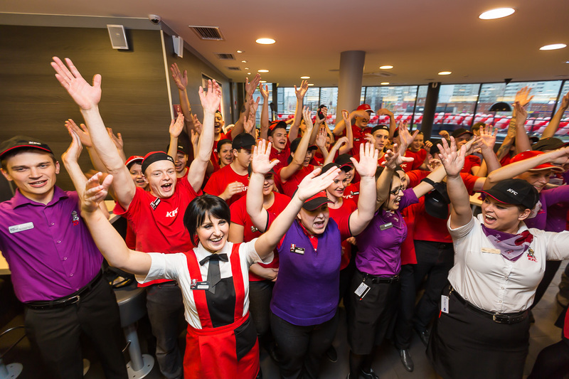 Сохранить уровень технического обслуживания точек при стремительном росте: как Okdesk помогает крупнейшим сетям общепита