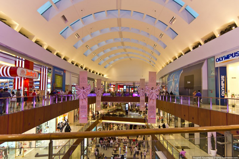 В Дубае крупнейшие моллы объявили арендные каникулы