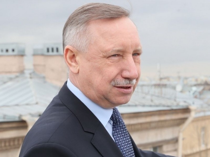 Александр Беглов пригрозил торговым центрам закрытием