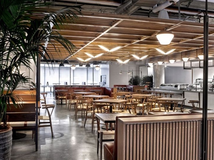 В Мурино остановилось строительство фудхолла из-за протестов жителей