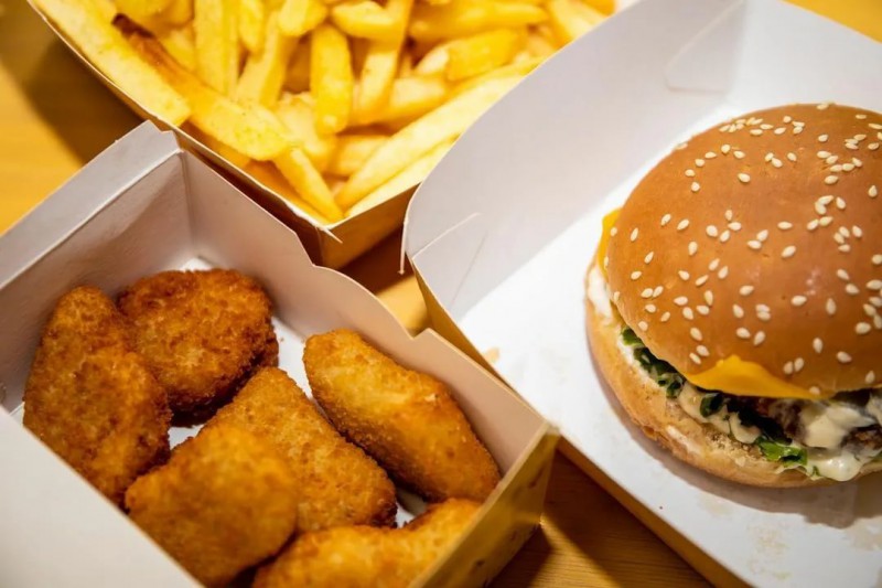 Burger King и Domino’s Pizza уменьшают порции