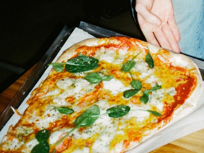 В Петербурге запустилась пиццерия Oversize