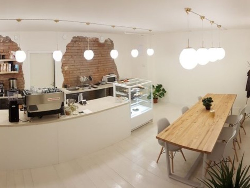 В Санкт-Петербурге открылась кофейня Crumbs