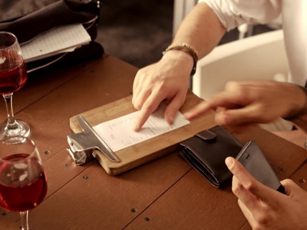 Рестораторы предупреждают: «Сокращать расходы дальше некуда»