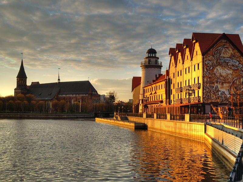 Обороты кафе и ресторанов Калиниградской области сократились почти вдвое