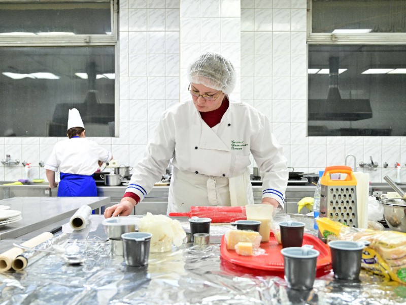 Академия Ворлдскиллс: компетенция Кондитерское дело вошла в топ 15 самых популярных среди граждан в возрасте 50 лет и старше