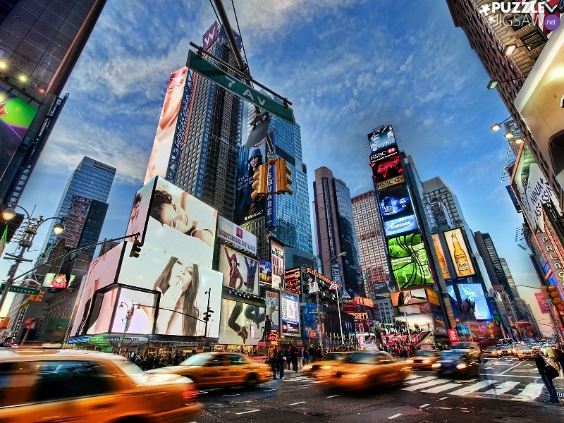 В Нью-Йорке рестораны откроют 25% мест в зале