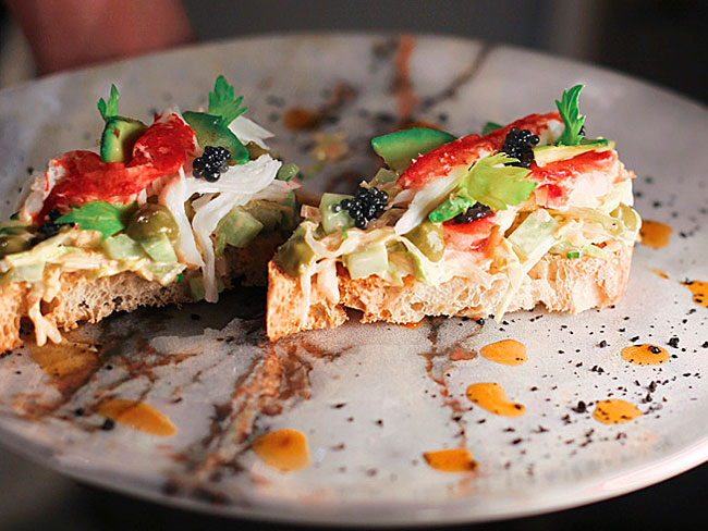 Ресторан «Не путай берега» открылся в Москве