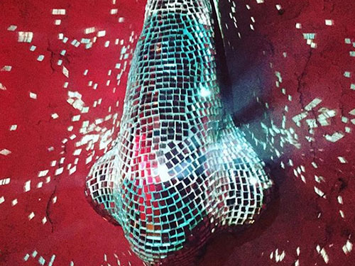 Спикизи-бар «Нос» открылся в Петербурге