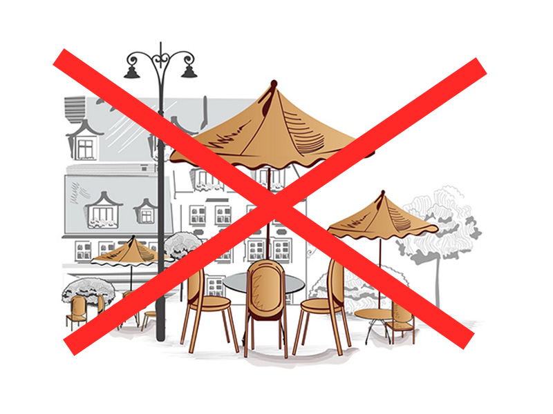 Десятки незаконных летних кафе демонтировали в Москве и Петербурге с начала 2019 года