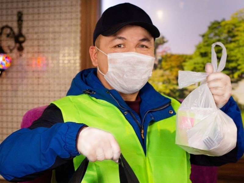 Рынок доставки еды в Якутии вырос (но ресторанам это не помогло)