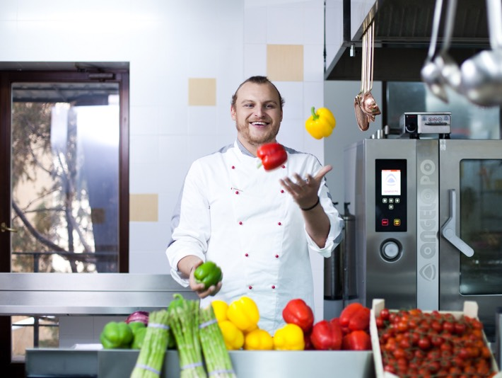 Богдан Паринов о своей команде, локальном меню и черноморской еде