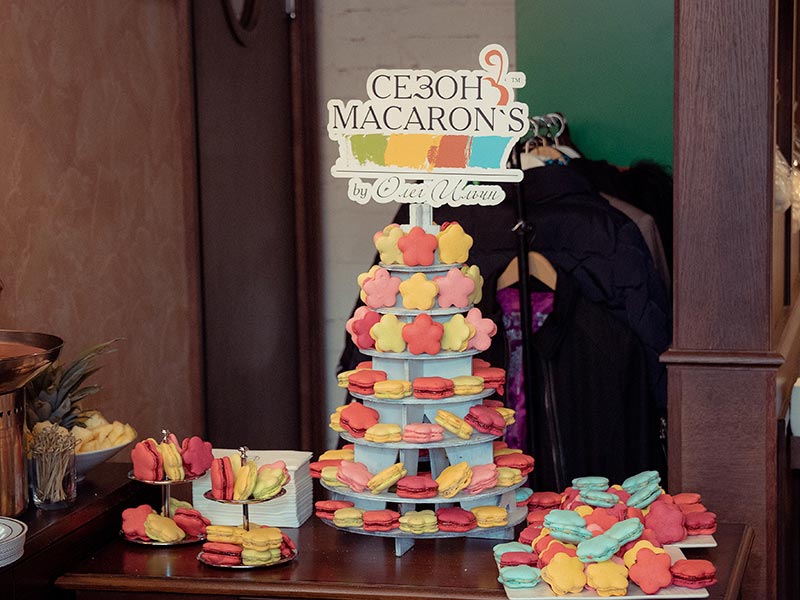 В Москве прошел art-фуршет «Галерея Dessert»