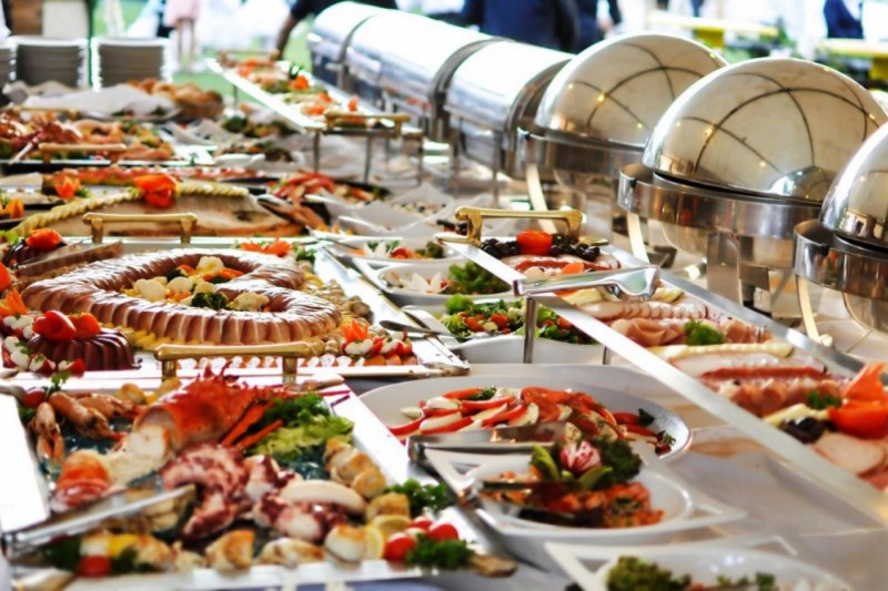 Отели в Турции не готовы временно отказаться от шведского стола