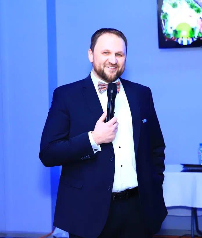 Денис Лопухов