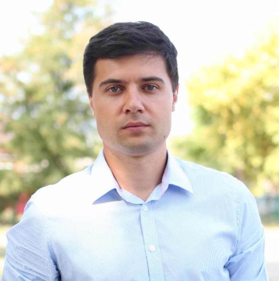 Юрий Доленко