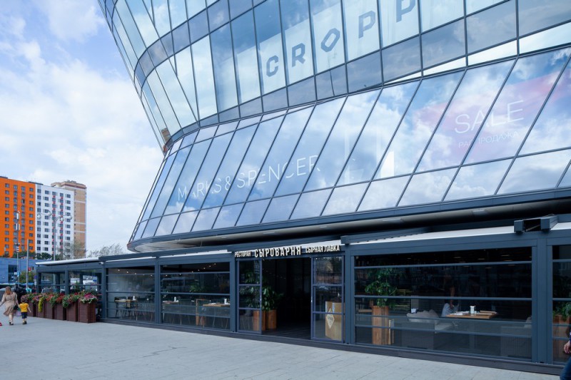 Corpsun — технологичные веранды  для ресторанных двориков и престижных ресторанов