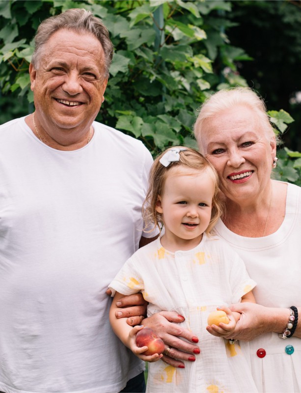 Виктор был моим принцем  в белом кителе...