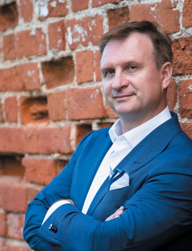 Александр Седухин. Мне хотелось красиво работать за барной стойкой