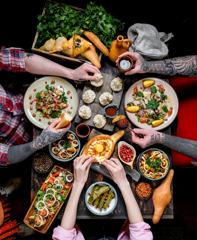 Приборы минус, эмоции плюс: почему стоит есть руками