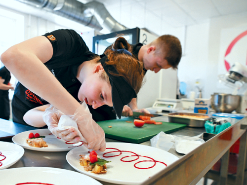 Кубок Губернатора «Лучший шеф-повар 47 региона» станет межрегиональным