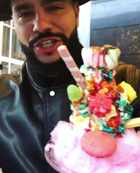 Многосоставный десерт от Тимати