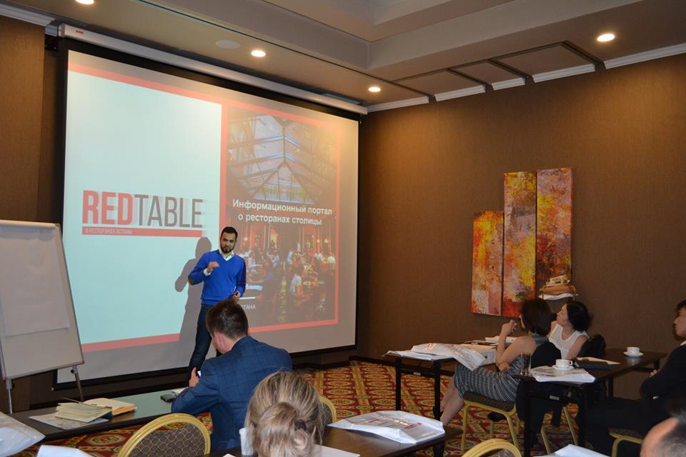 Азат Мукашев, основатель сайта redtable.kz