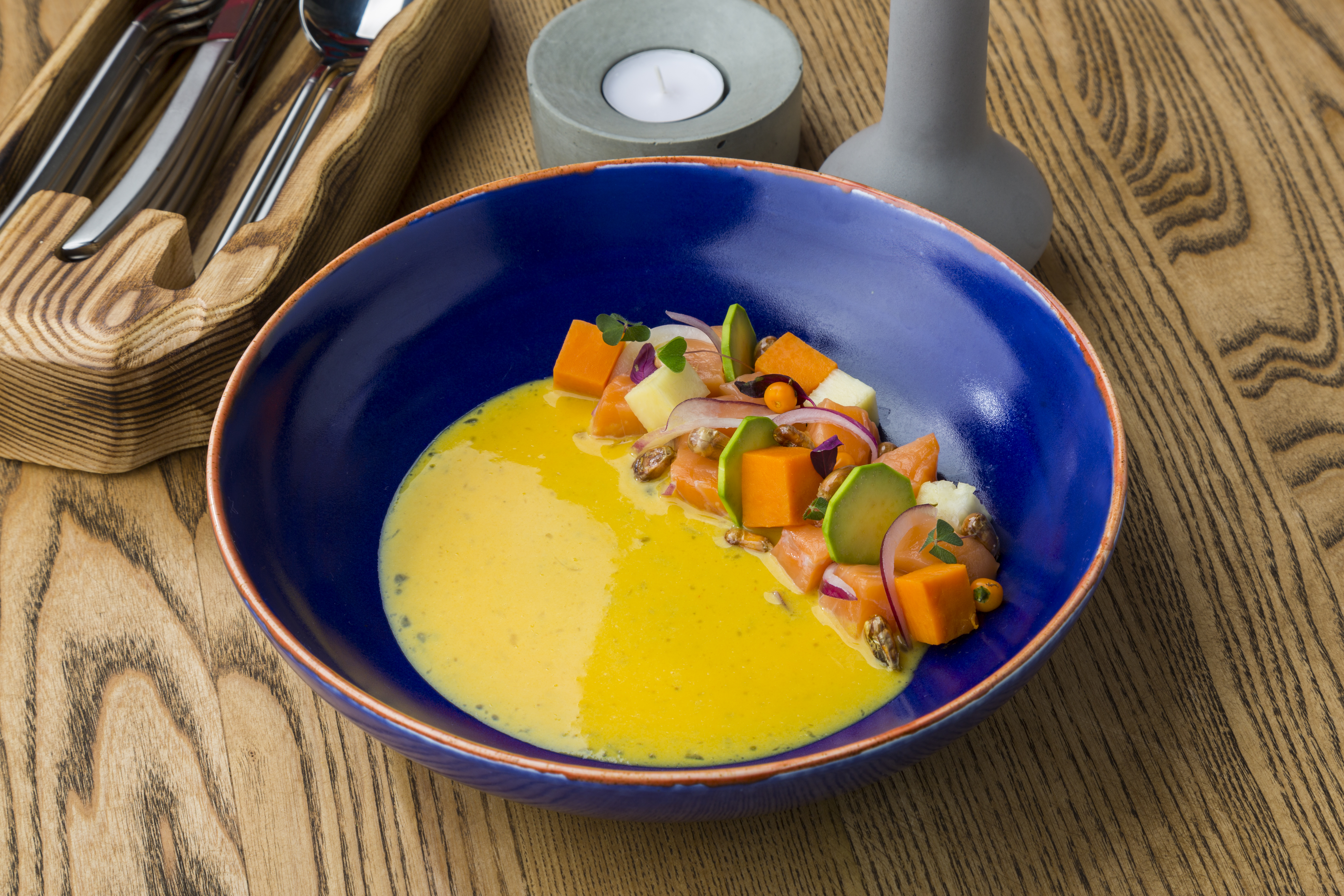 Севиче Amazonico с соком манго