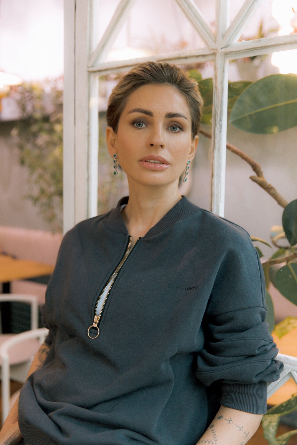 Соавтор концепции - Анна Семак