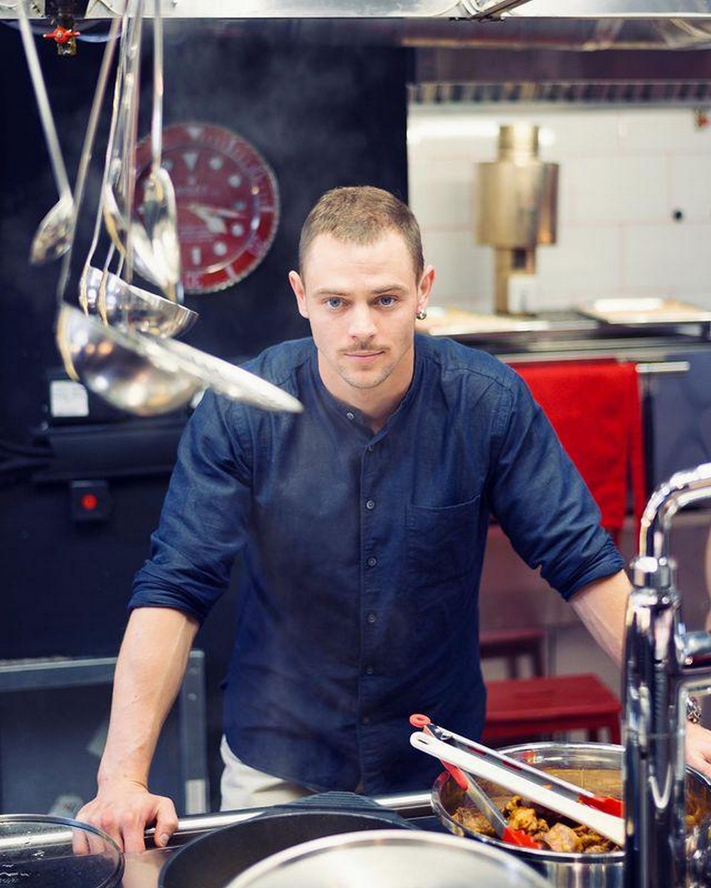 Шеф-повар  - Павел Шитиков