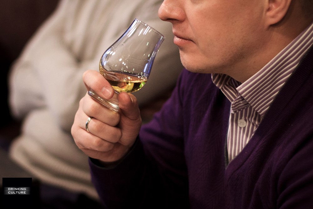 "Профессионал - не тот, кто без раздумий набирает все подряд, а тот, кто с учетом реалий и в определенных рамках, способен сформировать оптимальное предложение"